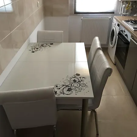 Apartament Jessi * ナボダリ